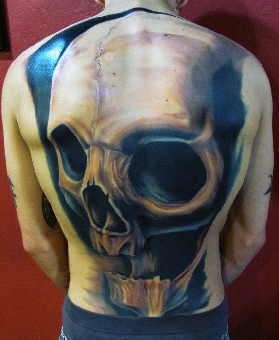 tatuaje calavera realista para hombre 08