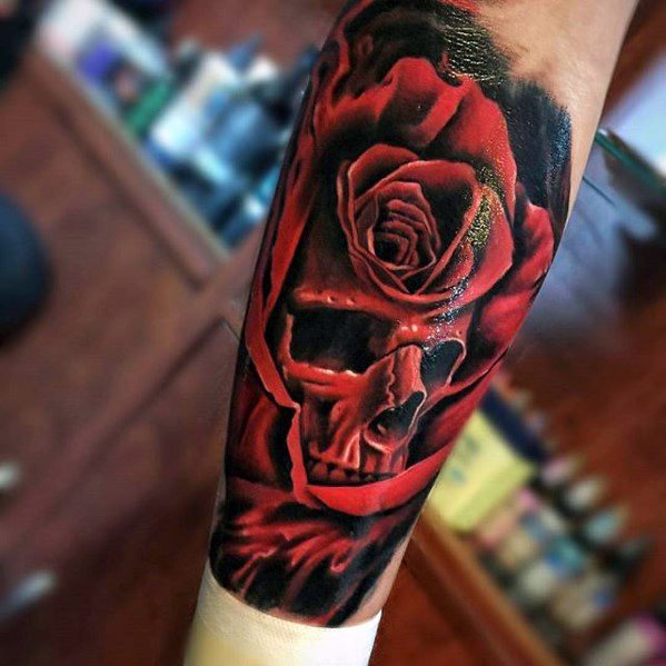 tatuaje calavera realista para hombre 39