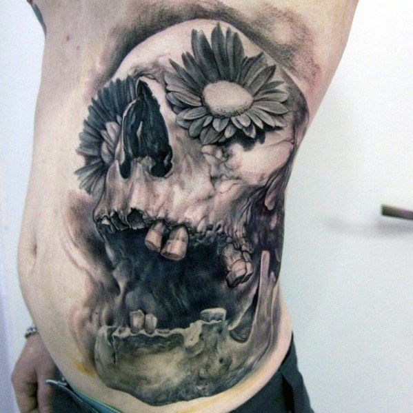 tatuaje calavera realista para hombre 40