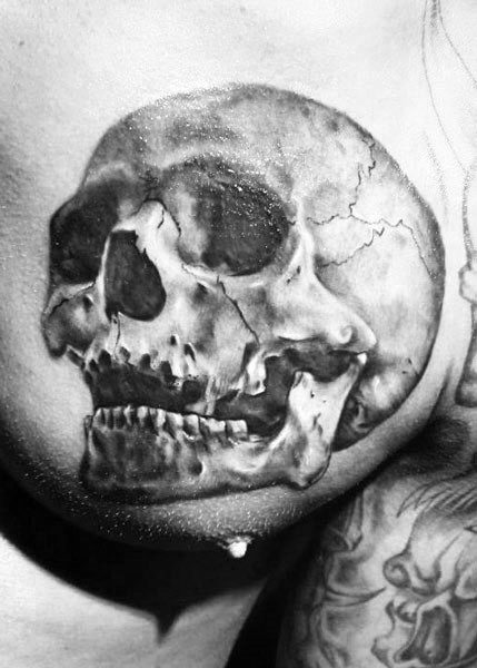 tatuaje calavera realista para hombre 43
