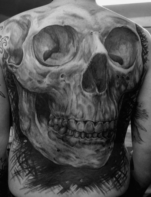 tatuaje calavera realista para hombre 48