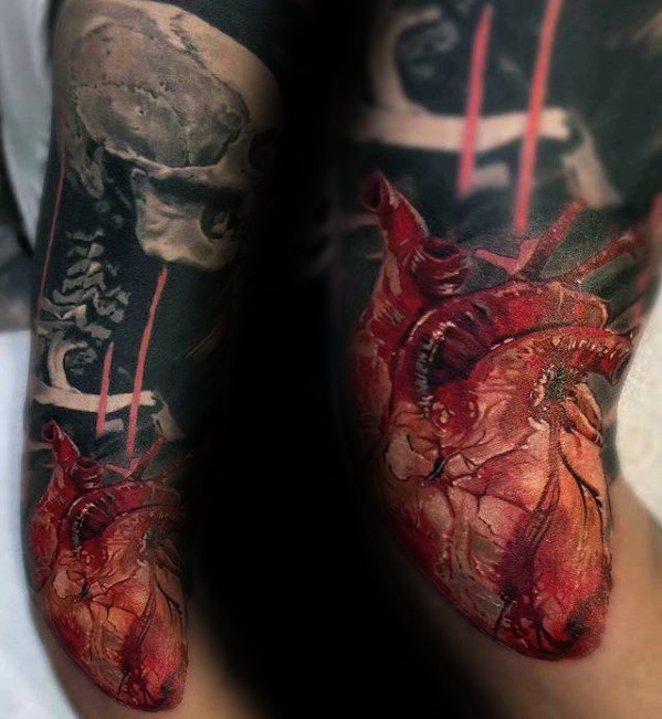 tatuaje corazon realista para hombre 07