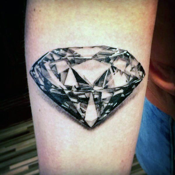 tatuaje diamante para hombre 07