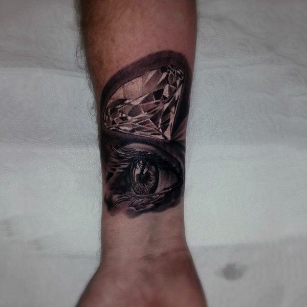tatuaje diamante para hombre 19