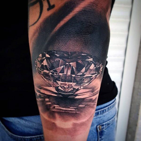 tatuaje diamante para hombre 20