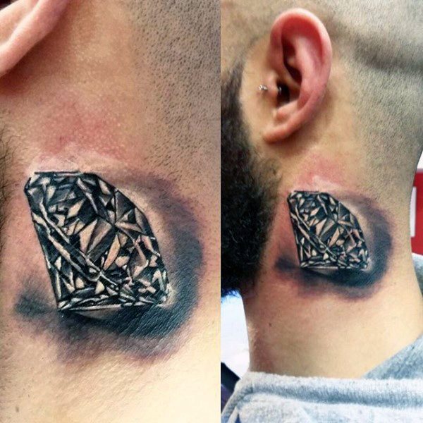 tatuaje diamante para hombre 29