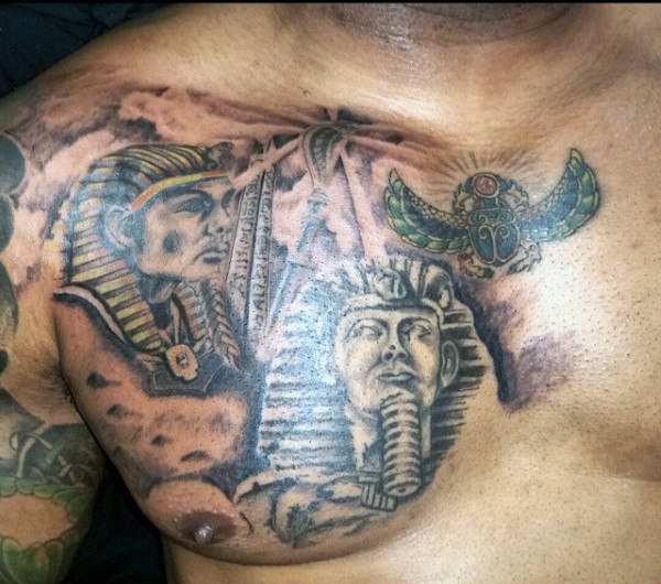 tatuaje egipcio para hombre 22