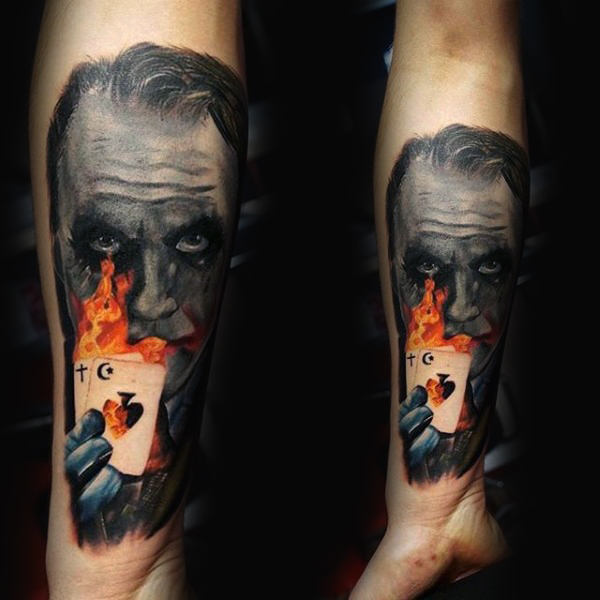 tatuaje fuego para hombre 30