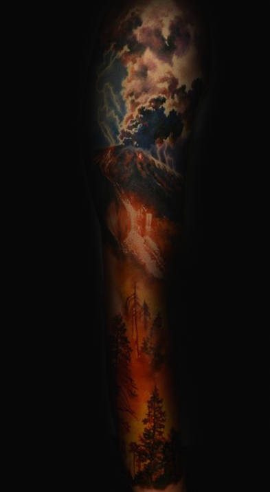 tatuaje fuego para hombre 37