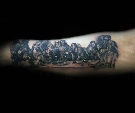 tatuaje jesus antebrazo para hombre 09