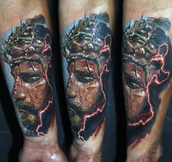 tatuaje jesus antebrazo para hombre 12