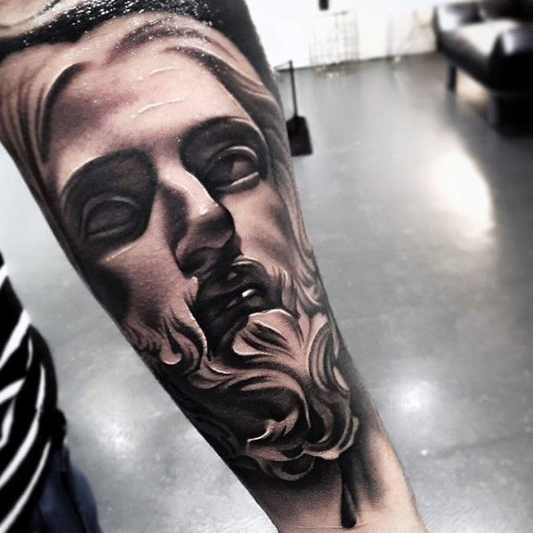 tatuaje jesus antebrazo para hombre 16