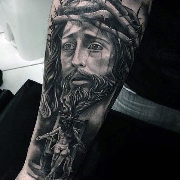 tatuaje jesus antebrazo para hombre 18