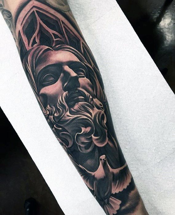 tatuaje jesus antebrazo para hombre 24