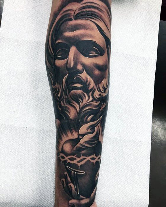 tatuaje jesus antebrazo para hombre 27