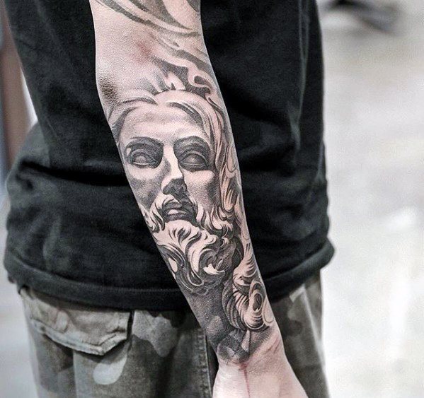 tatuaje jesus antebrazo para hombre 32