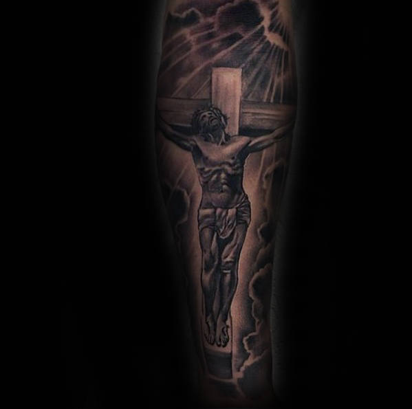 tatuaje jesus antebrazo para hombre 34