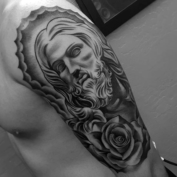 tatuaje jesus brazo para hombre 13