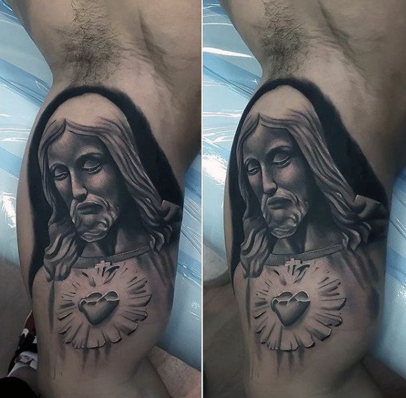 tatuaje jesus brazo para hombre 15