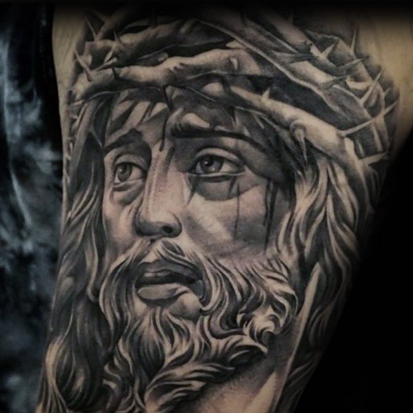 tatuaje jesus brazo para hombre 35