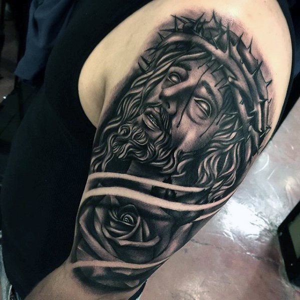 tatuaje jesus brazo para hombre 48