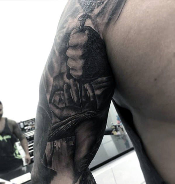 tatuaje jesus brazo para hombre 51
