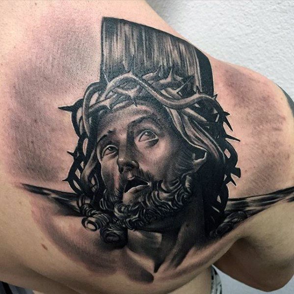 tatuaje jesus espalda para hombre 01