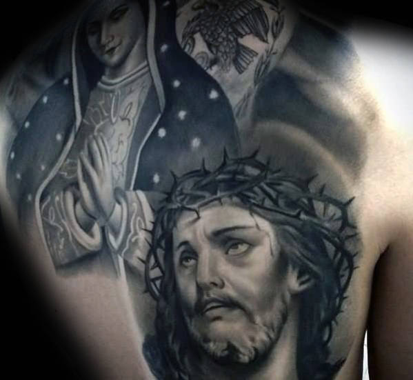 tatuaje jesus espalda para hombre 13