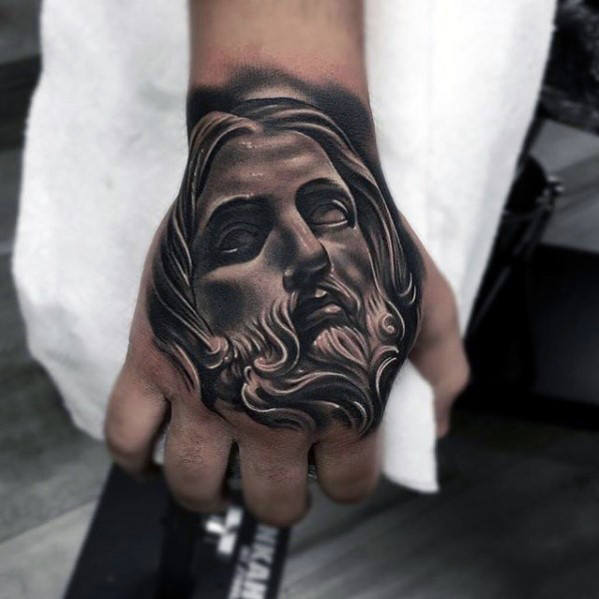 tatuaje jesus mano para hombre 04