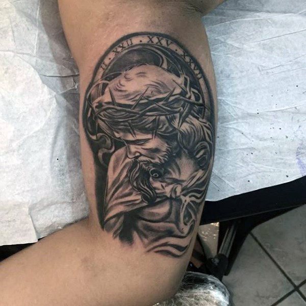 tatuaje jesus para hombre 08