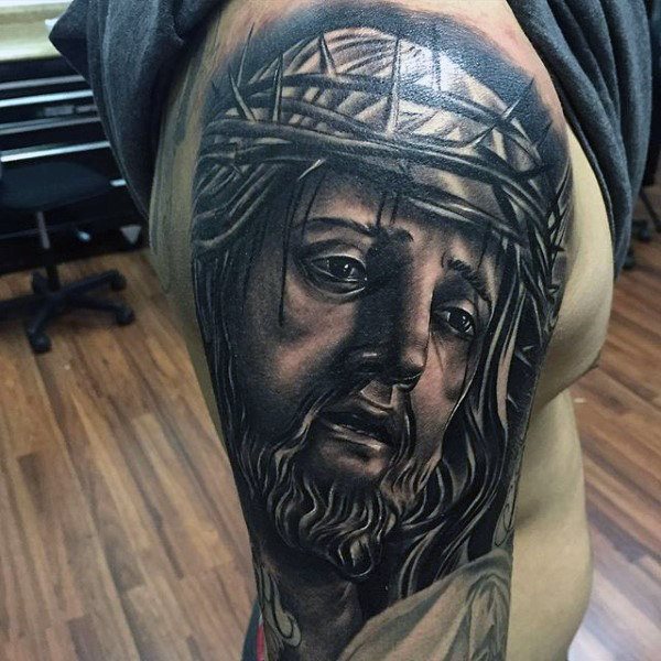 tatuaje jesus para hombre 09
