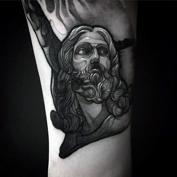 tatuaje jesus para hombre 11