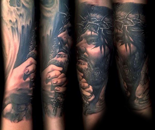 tatuaje jesus para hombre 32