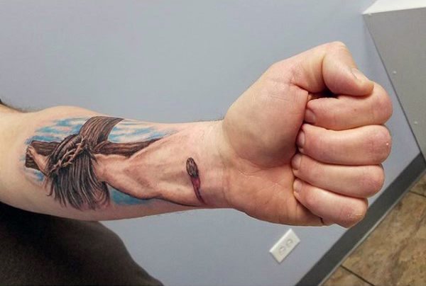 tatuaje jesus para hombre 35
