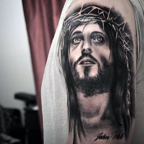 tatuaje jesus para hombre 44