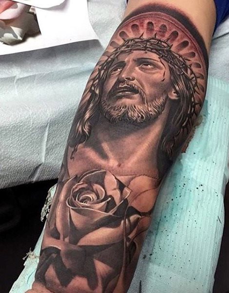 tatuaje jesus para hombre 53