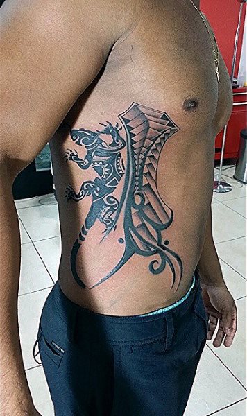 tatuaje lagarto para hombre 12