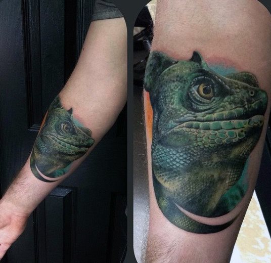 tatuaje lagarto para hombre 34