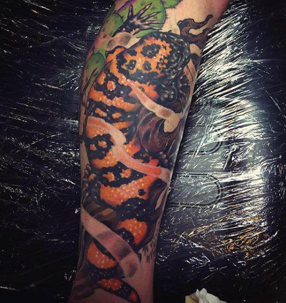 tatuaje lagarto para hombre 39