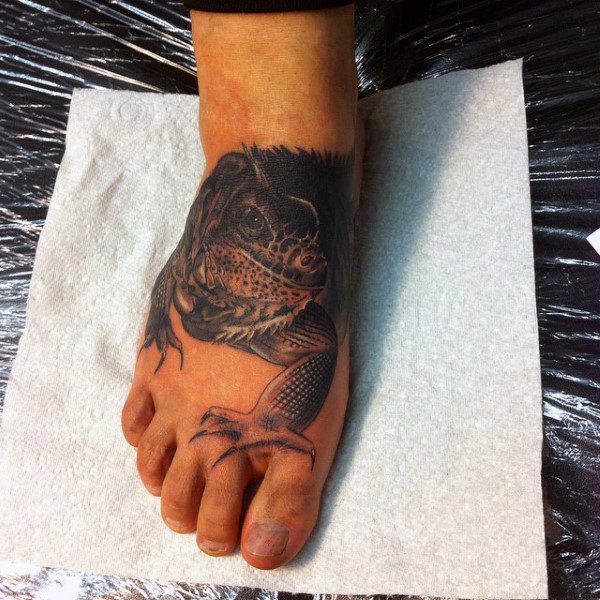 tatuaje lagarto para hombre 67