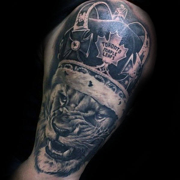 tatuaje leon realista para hombre 23