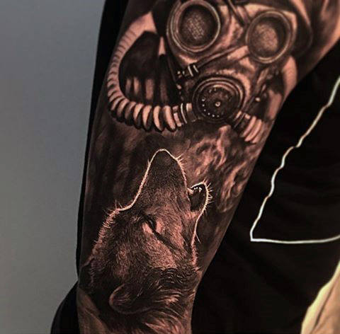 tatuaje lobo realista para hombre 04