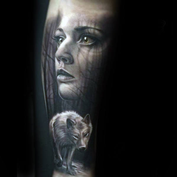 tatuaje lobo realista para hombre 25