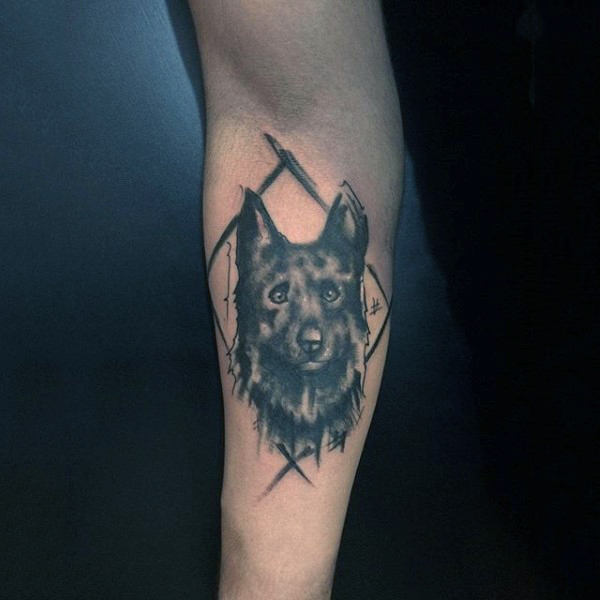 tatuaje perro para hombre 111