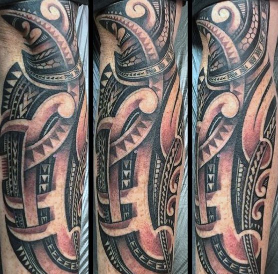 tatuaje polinesio antebrazo para hombre 34