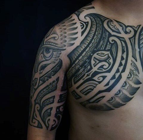 tatuaje polinesio brazo para hombre 07