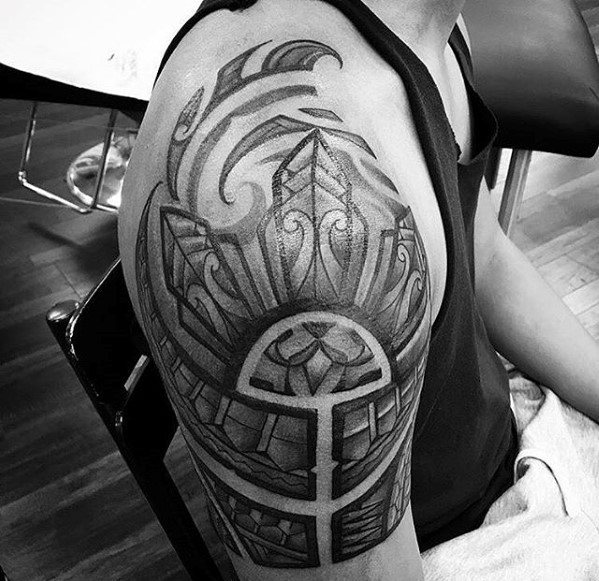 tatuaje polinesio brazo para hombre 25