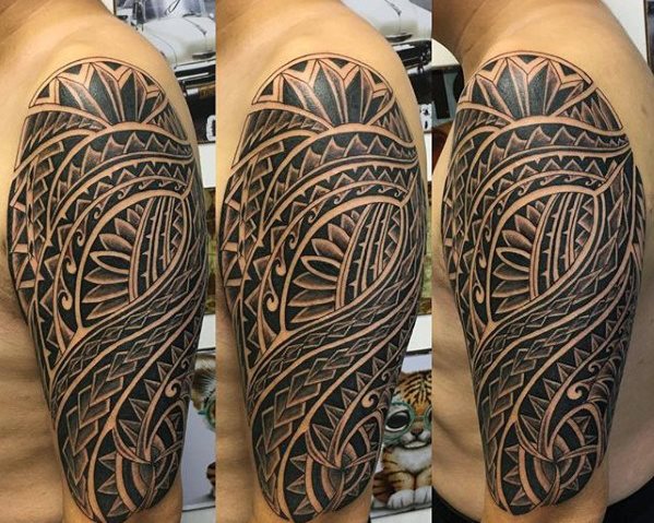 tatuaje polinesio brazo para hombre 37