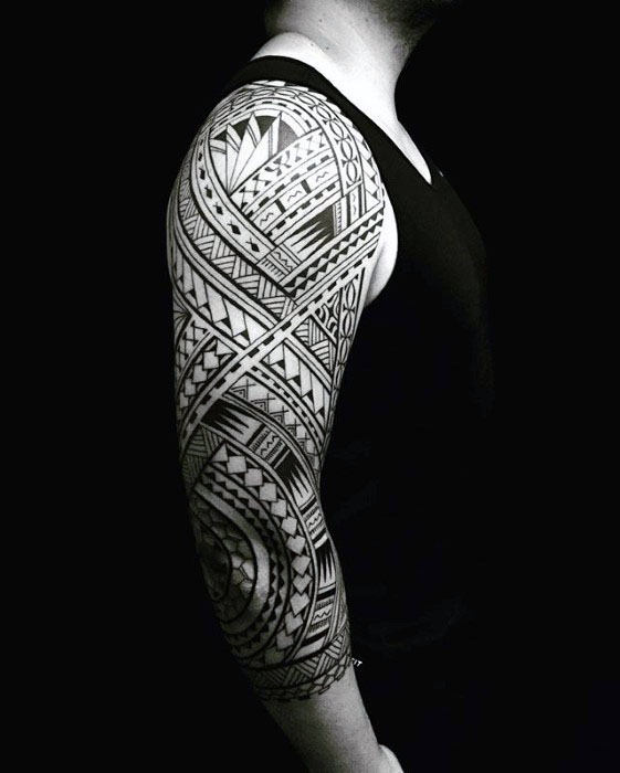tatuaje polinesio media manga para hombre 19