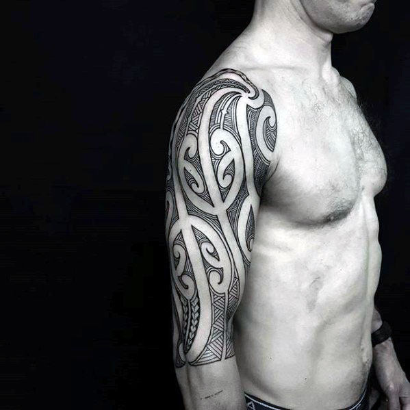tatuaje polinesio media manga para hombre 28